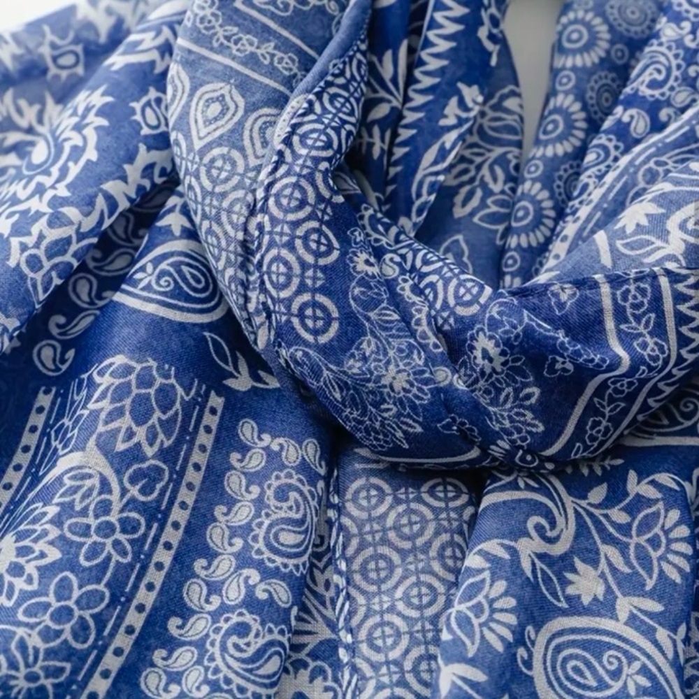 Blue White Porcelain Paisley Floral Bohemian Scarf Shawl - Picture 4 of 8